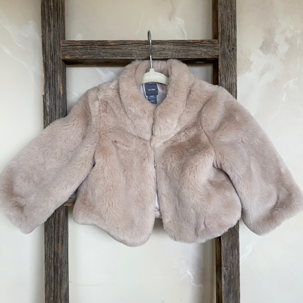 Dusty pink cropped faux fur jacket | 18-24 months